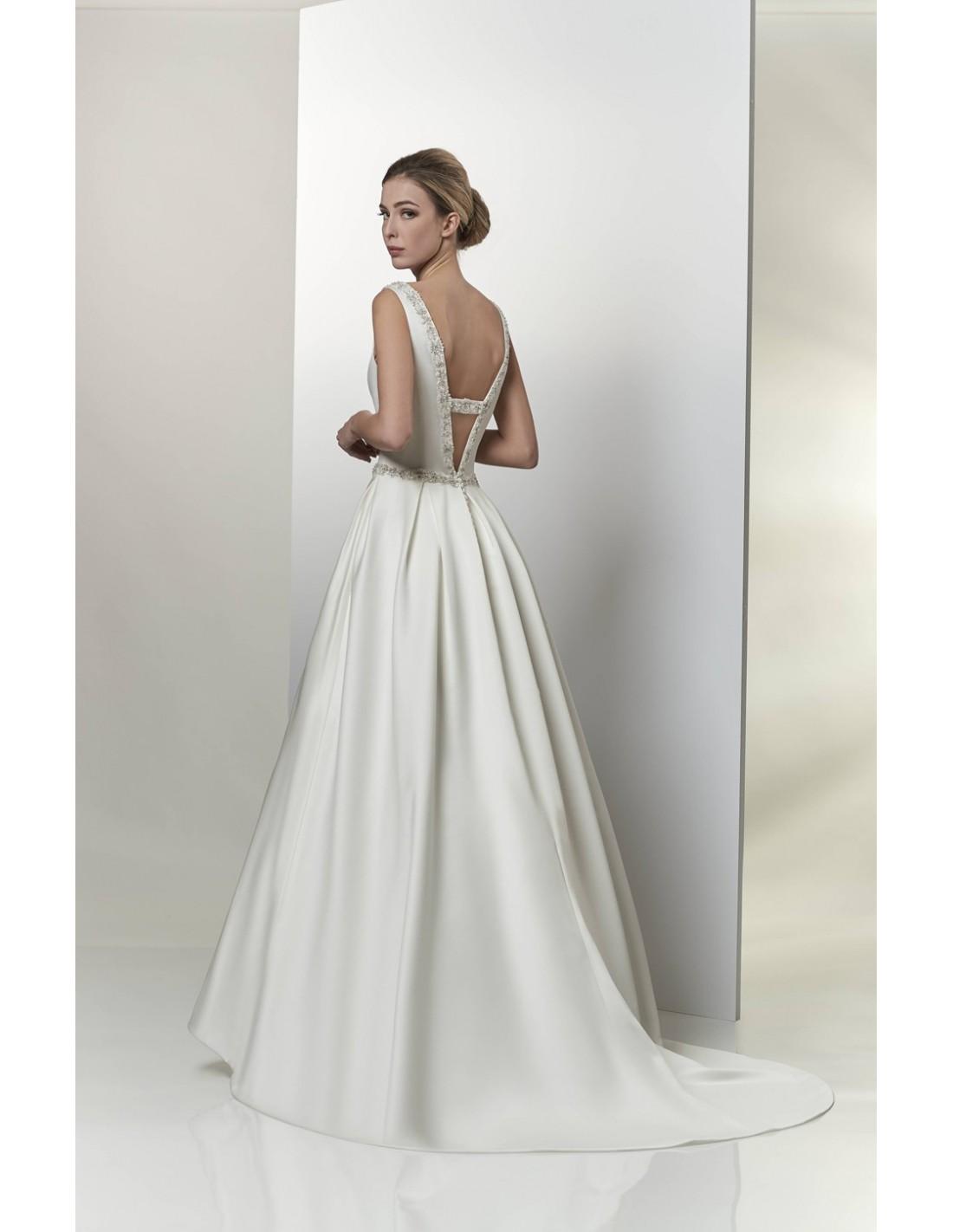  Venus  Woman Wedding  Dresses  Cherished Wedding  Boutique